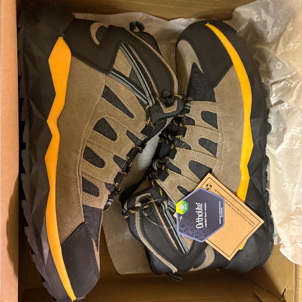 Hi-Tec men’s shoes